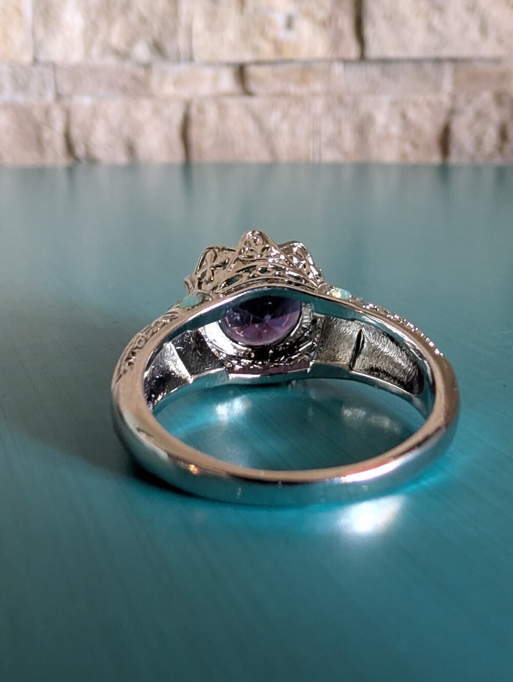 Art Deco Vintage Inspired Purple Faux Opal Statement Ring Silver Tone Filigree - Picture 6 of 13